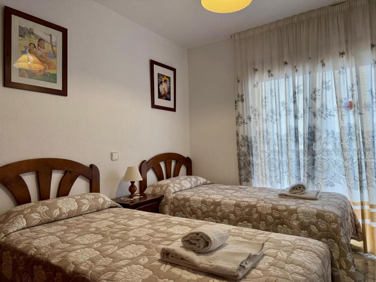 El Pinar Fuente Luminosa Apartment Салоу Екстериор снимка
